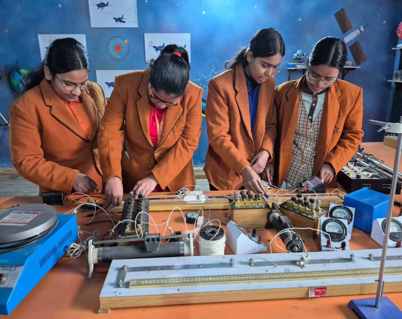 Shemrise Futuristic School-Siddharthnagar