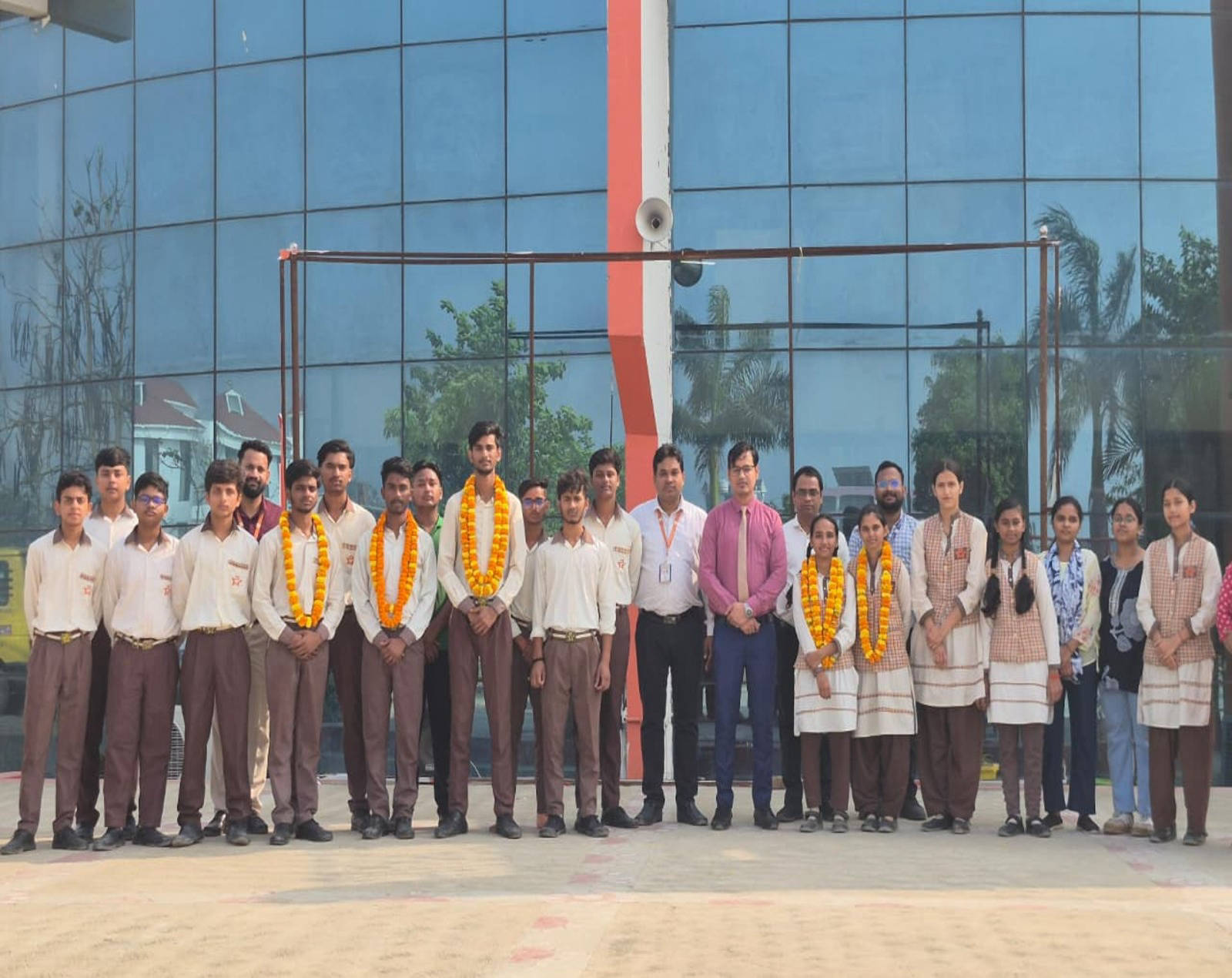 Shemrise Futuristic School-Siddharthnagar